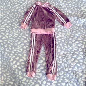 Trendy Girl’s Lounge Outfit